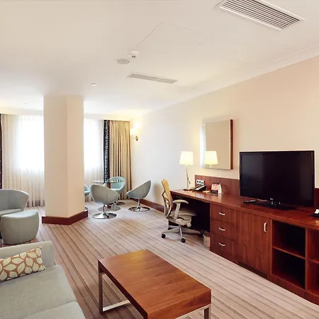 酒店 泽佐夫希尔顿花园酒店 热舒夫