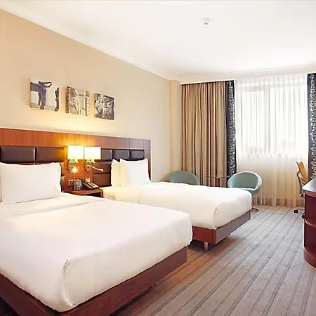 Hilton Garden 4*