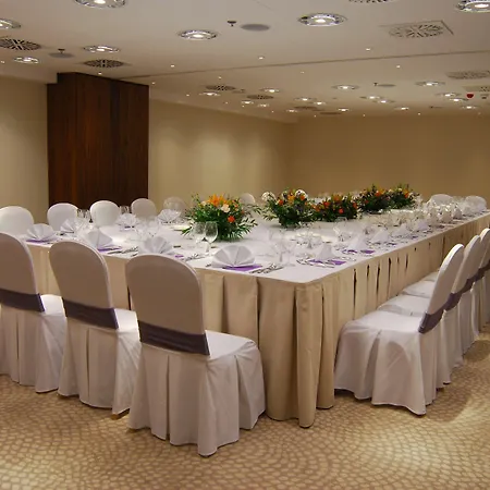 Hilton Garden 4*