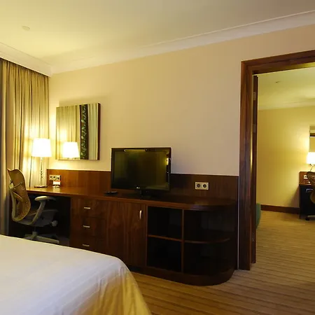 Hilton Garden 4*