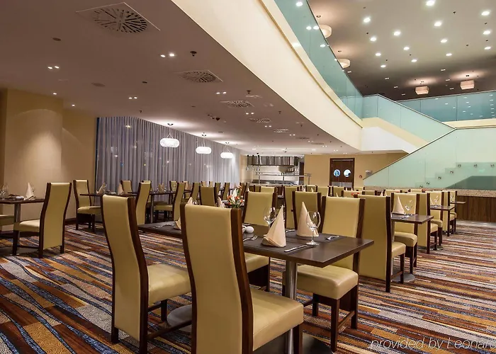 Hilton Garden Hotel 4*