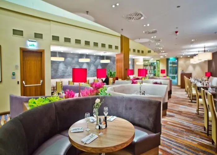 Hilton Garden 4* رشيشوف